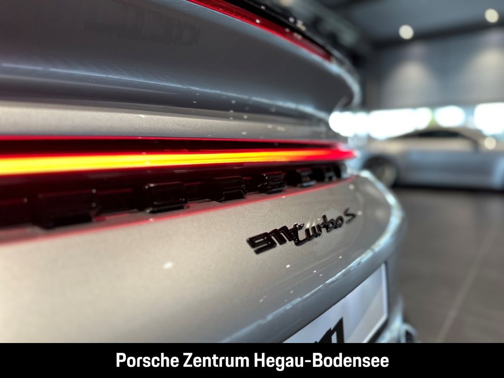 Porsche 992 2025