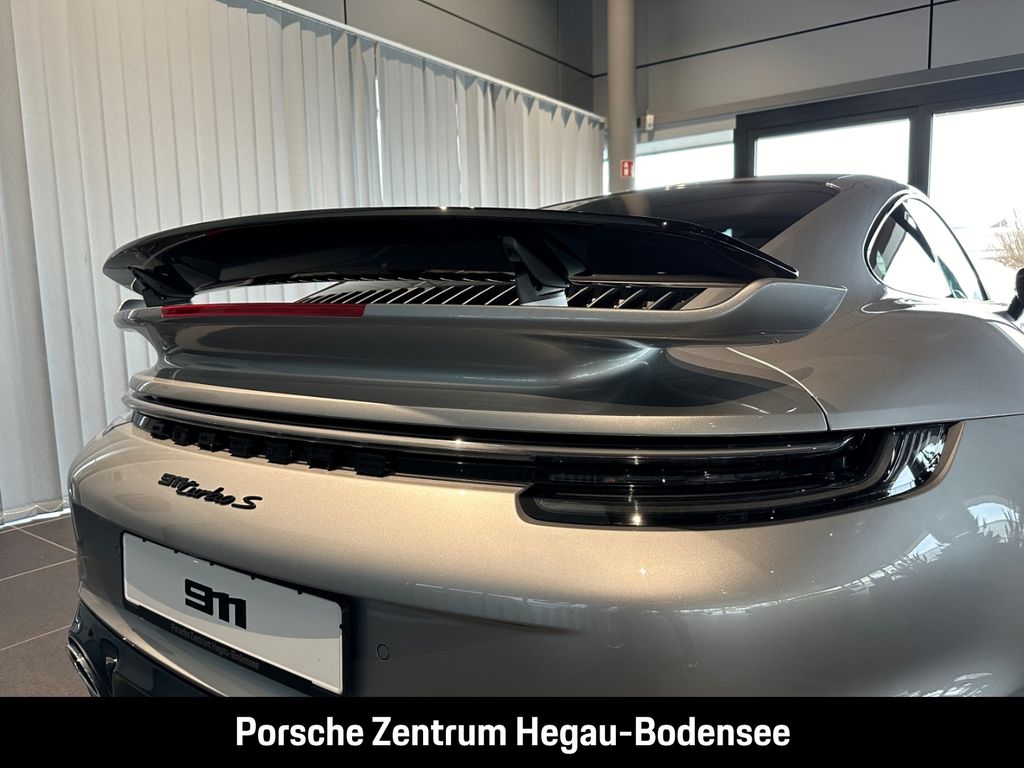Porsche 992 2025