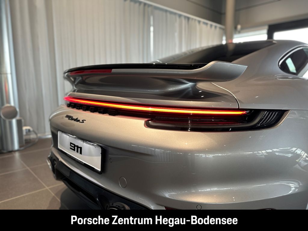 Porsche 992 2025