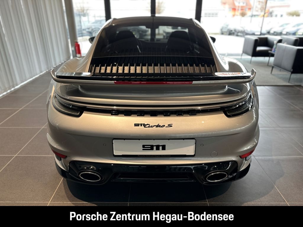Porsche 992 2025