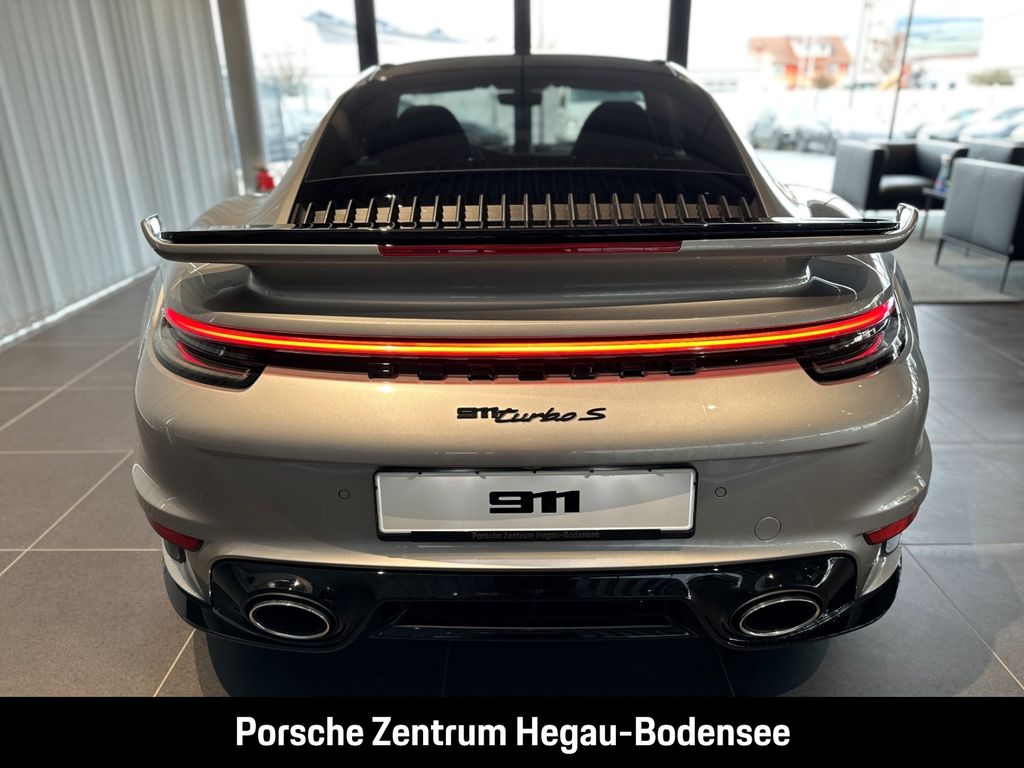 Porsche 992 2025