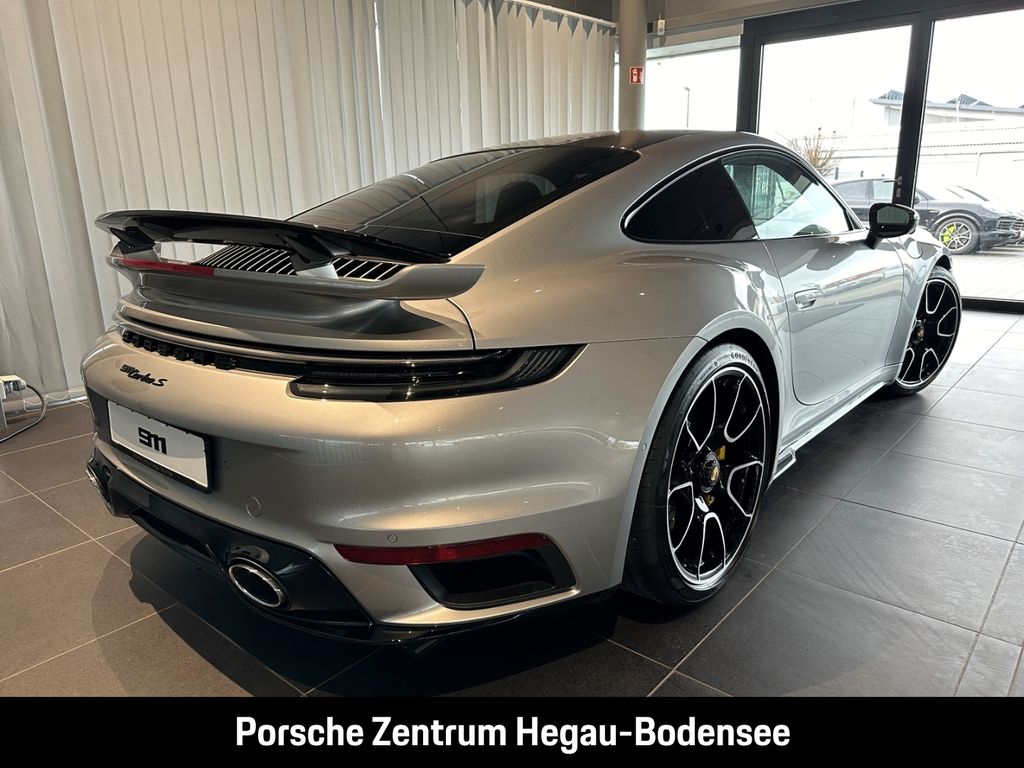 Porsche 992 2025