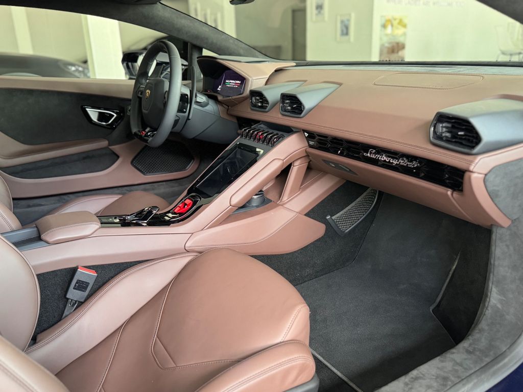 Lamborghini Huracán 2024