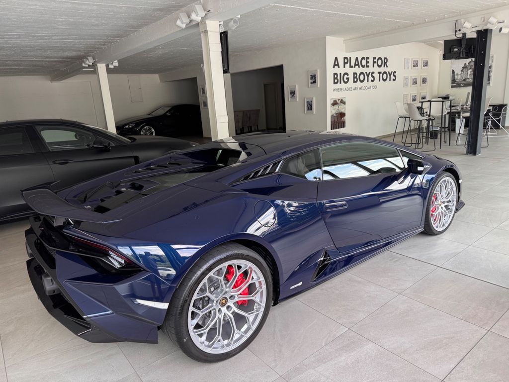 Lamborghini Huracán 2024