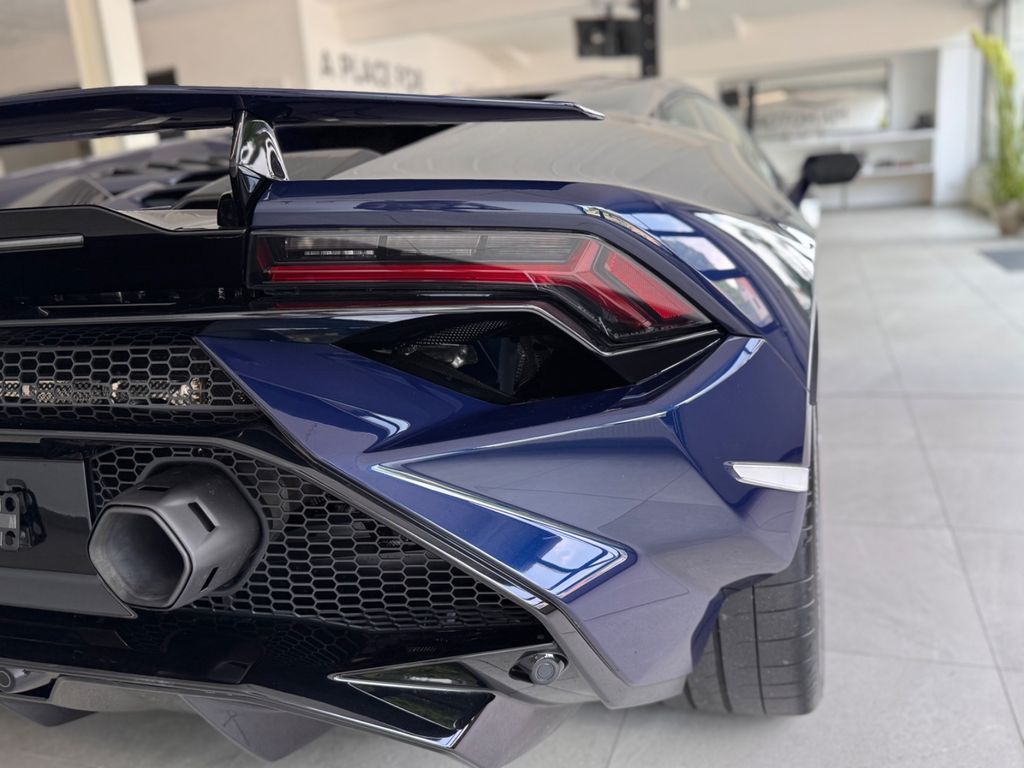 Lamborghini Huracán 2024