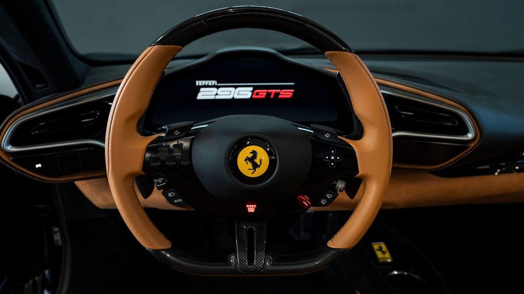 Ferrari 296 GTS 2024