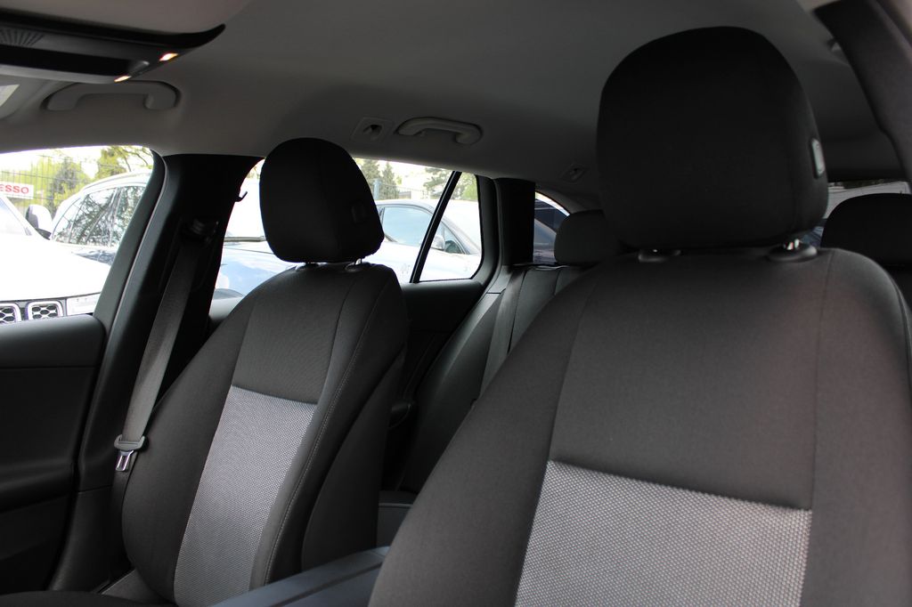 Mercedes-Benz C 200 2023