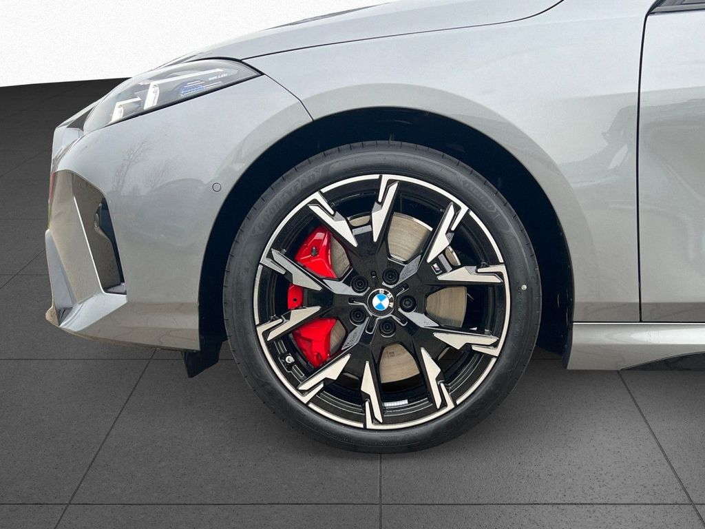 BMW 123