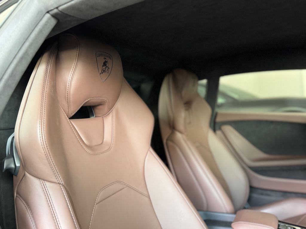 Lamborghini Huracán 2024