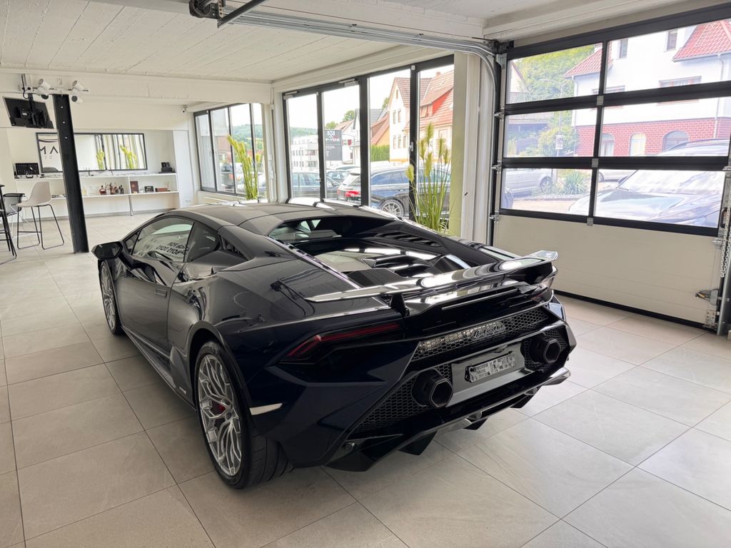 Lamborghini Huracán 2024