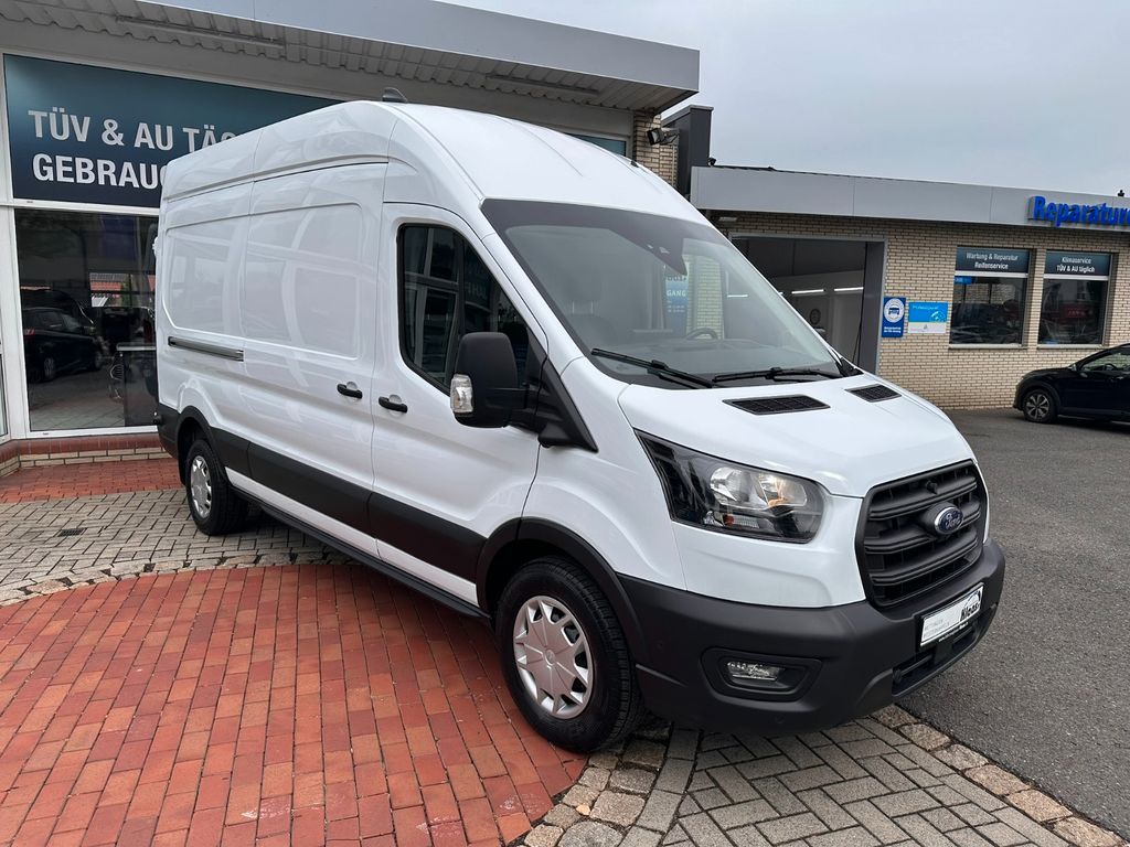 Ford Transit 2024