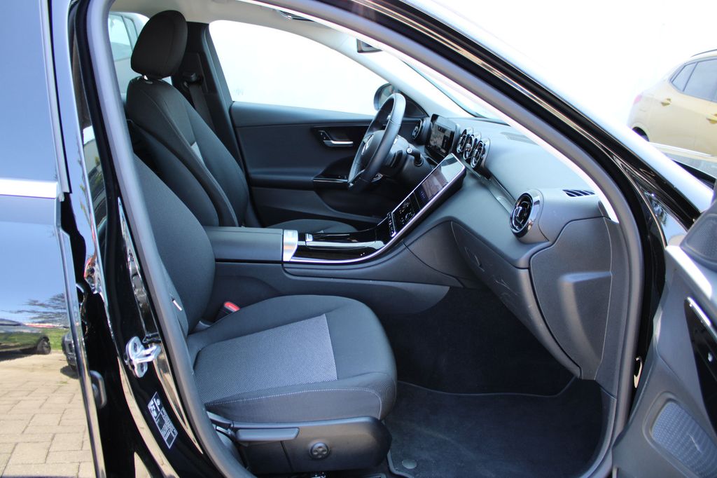 Mercedes-Benz C 200 2023