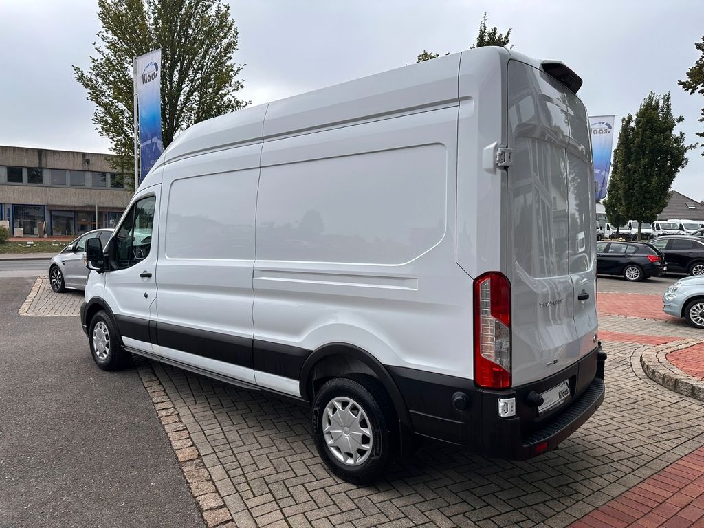 Ford Transit 2024