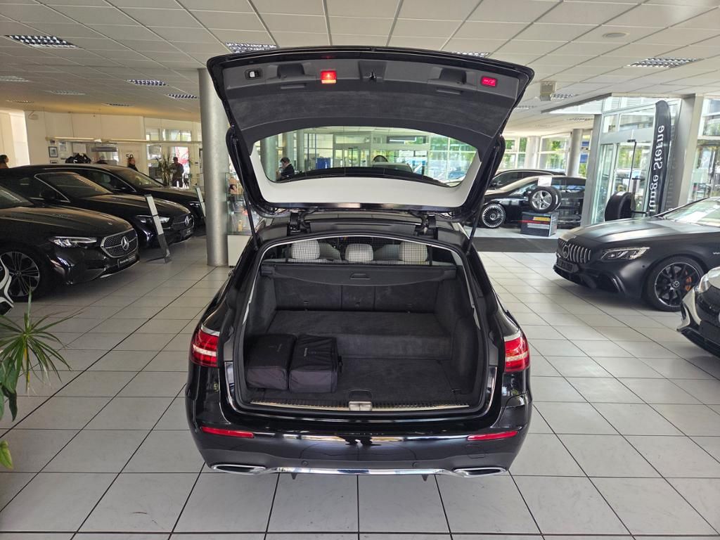 Mercedes-Benz E 300 2021