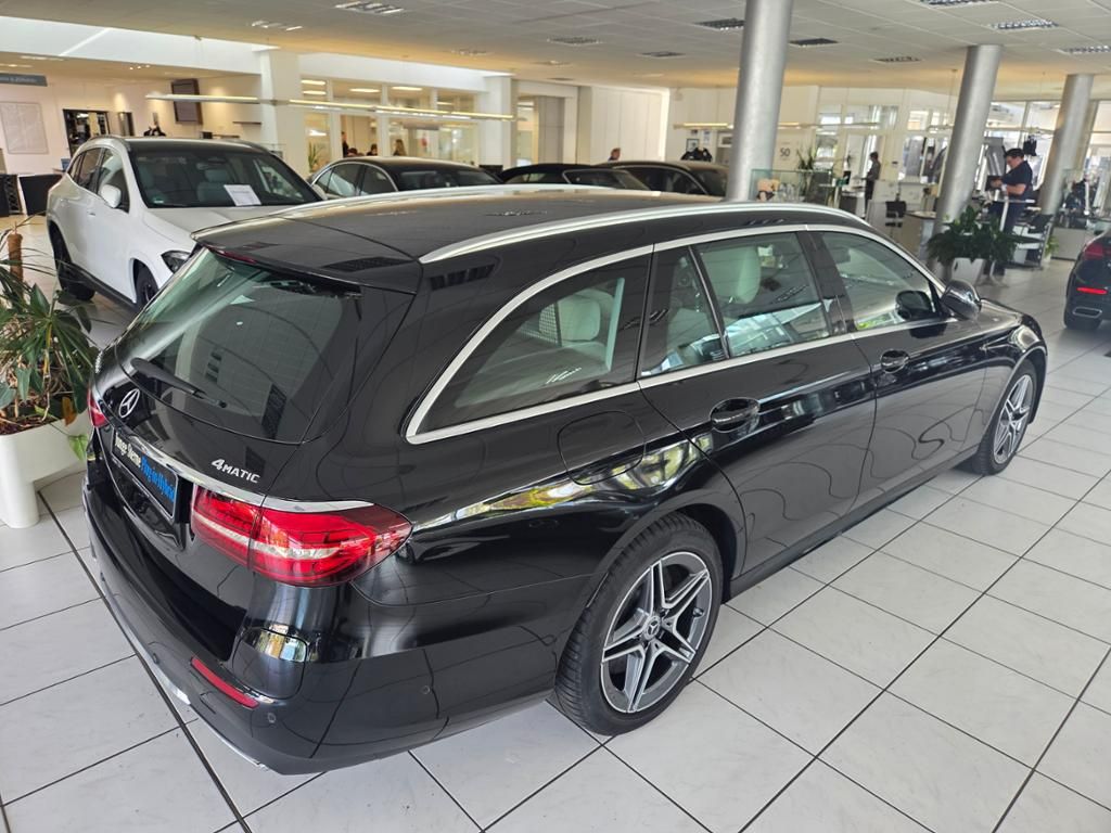 Mercedes-Benz E 300 2021