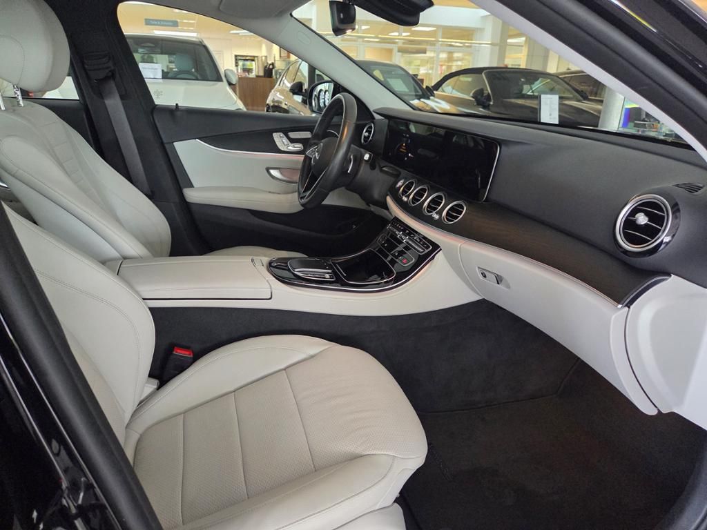 Mercedes-Benz E 300 2021