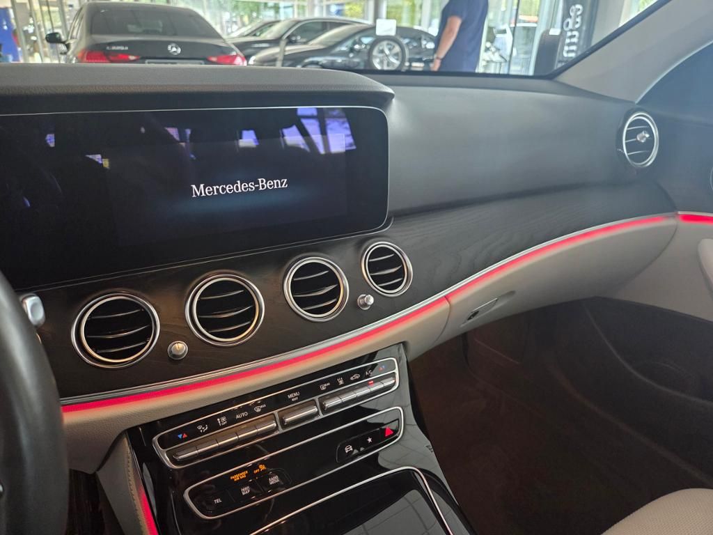 Mercedes-Benz E 300 2021