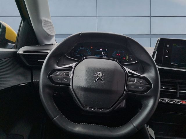 Peugeot 208 2021