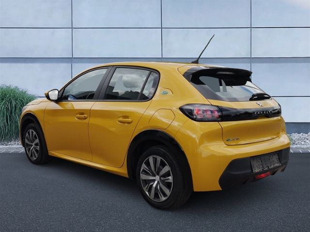 Peugeot 208 2021