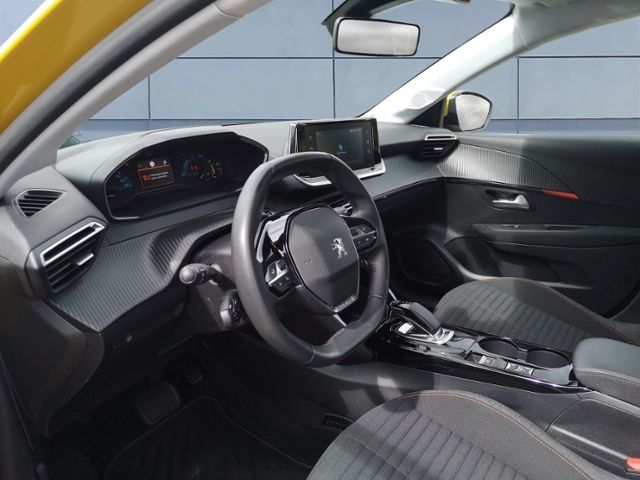 Peugeot 208 2021