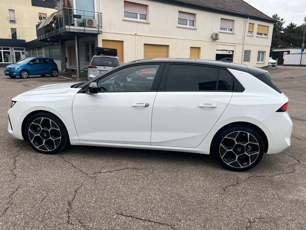 Opel Astra 2024