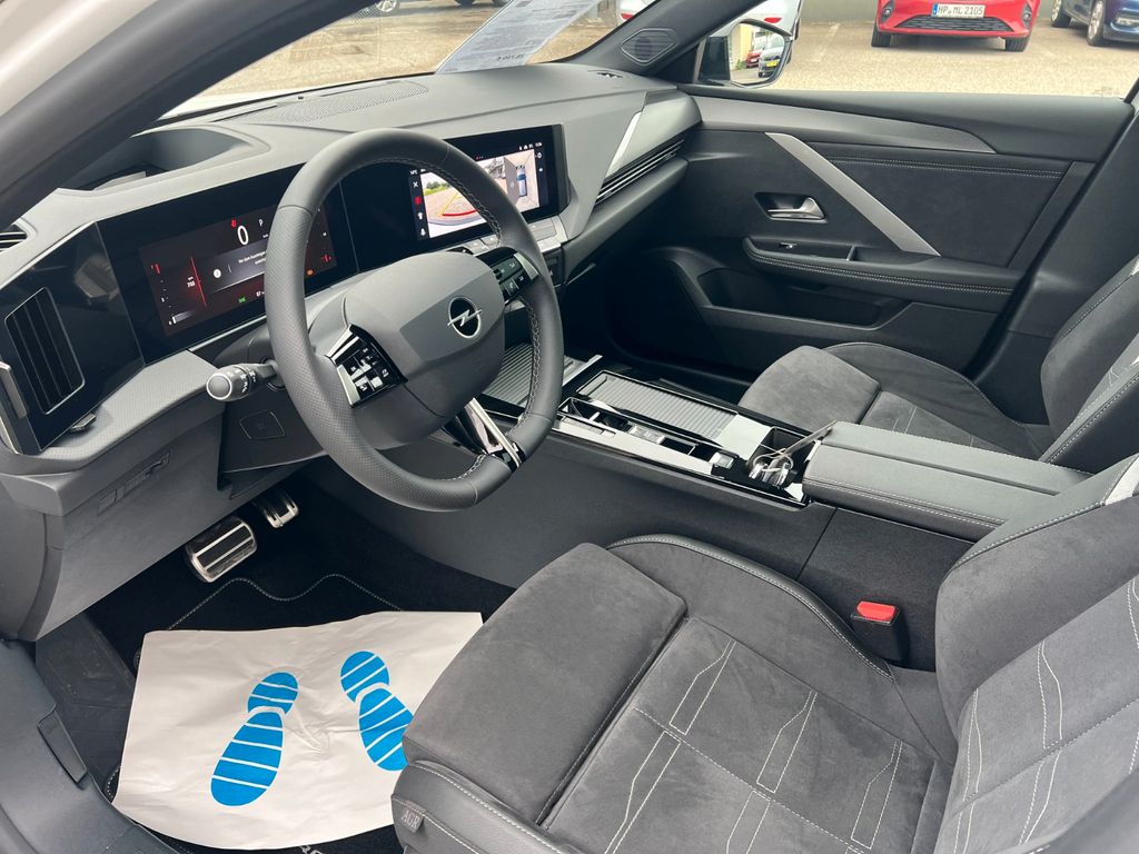 Opel Astra 2024