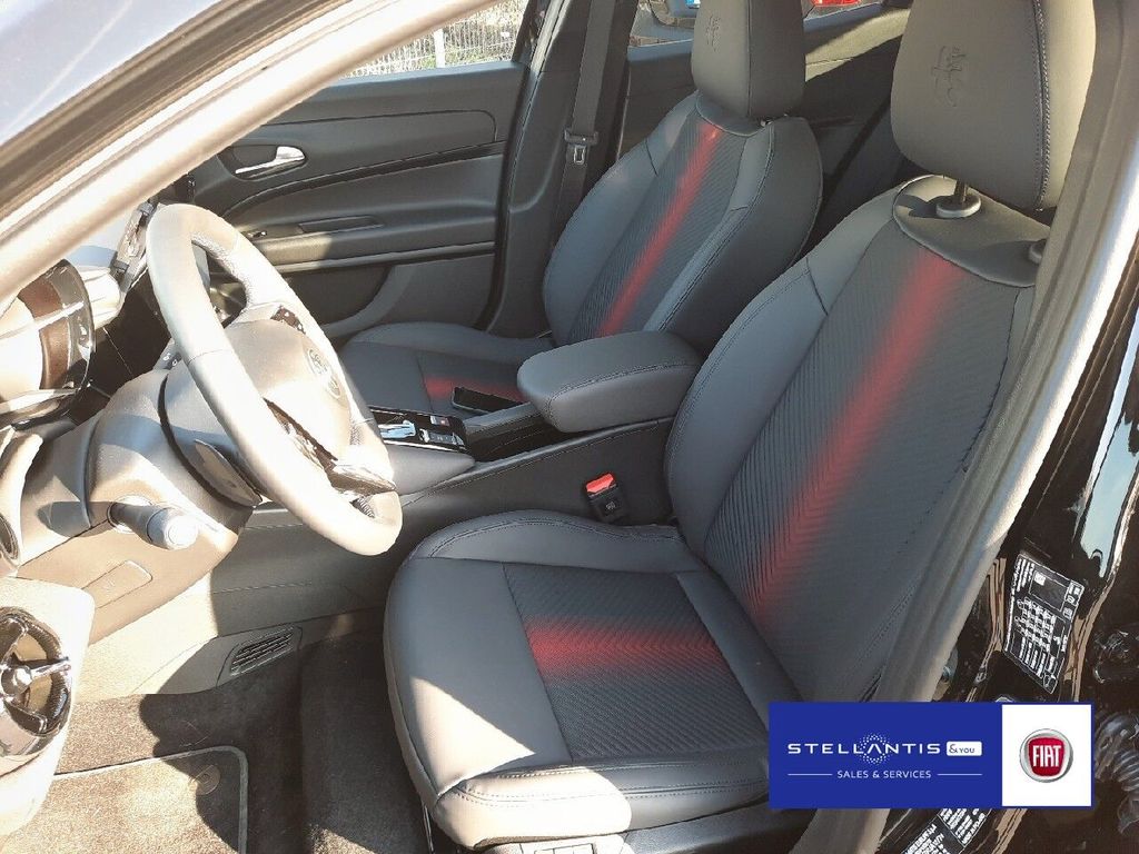 Alfa Romeo Junior 2025