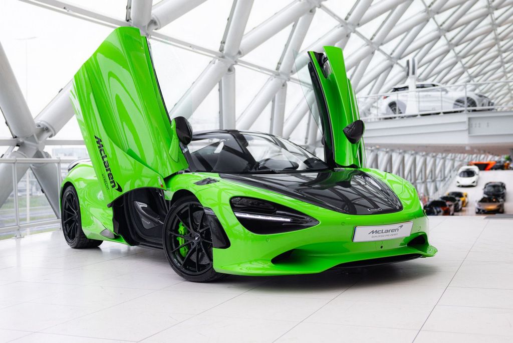 McLaren 750S 2025