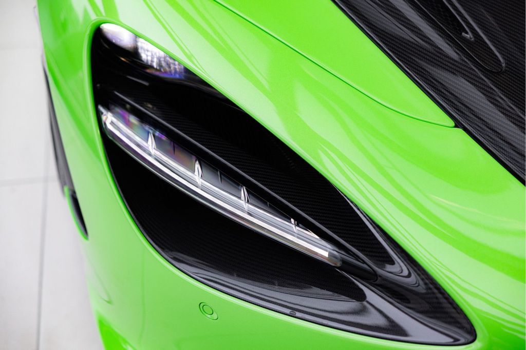 McLaren 750S 2025