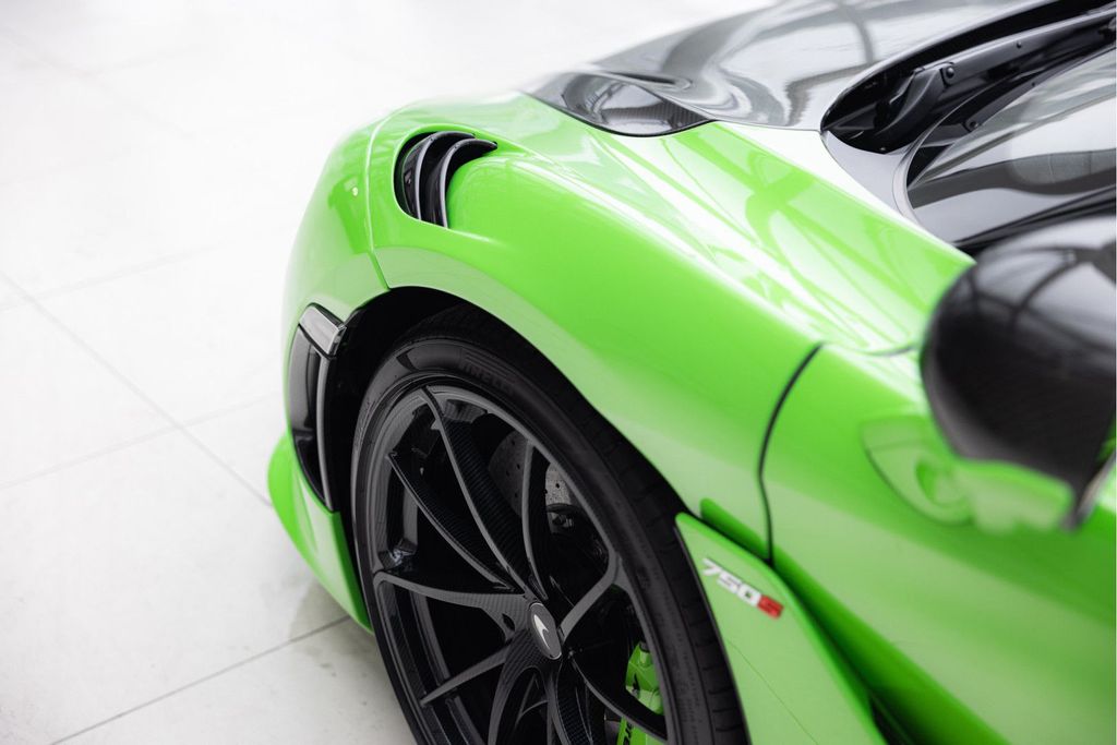McLaren 750S 2025
