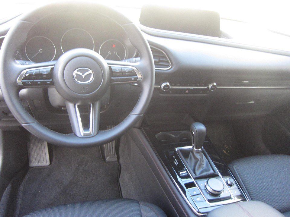 Mazda CX-30 2025