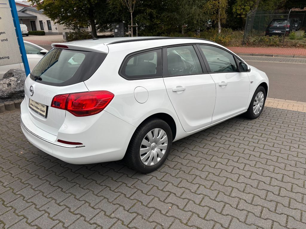 Opel Astra 2015