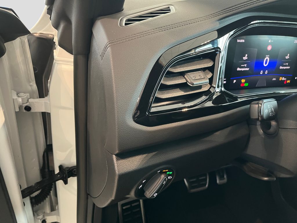 Volkswagen T-Roc 2025