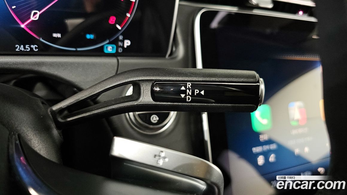 Mercedes-Benz E-Class 2025