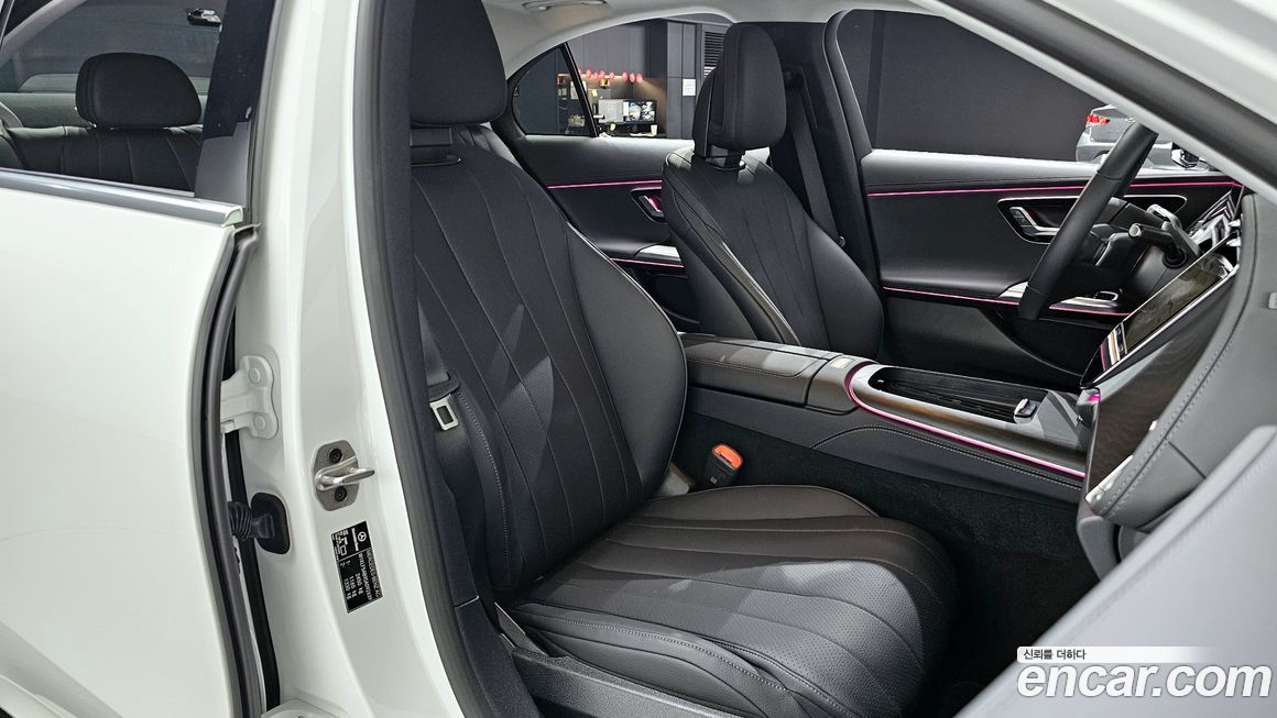 Mercedes-Benz E-Class 2025