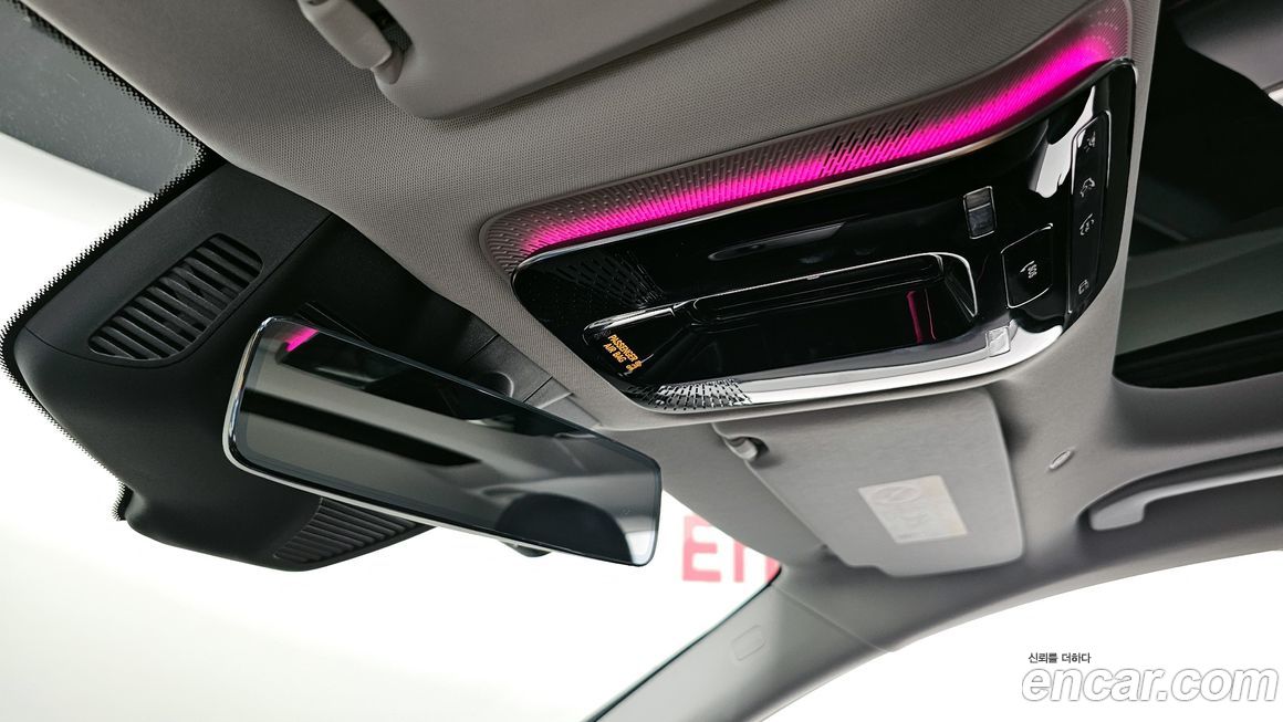 Mercedes-Benz E-Class 2025