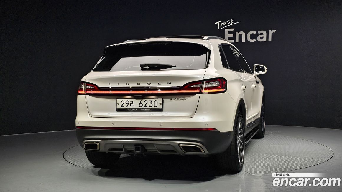 Lincoln Nautilus 2019