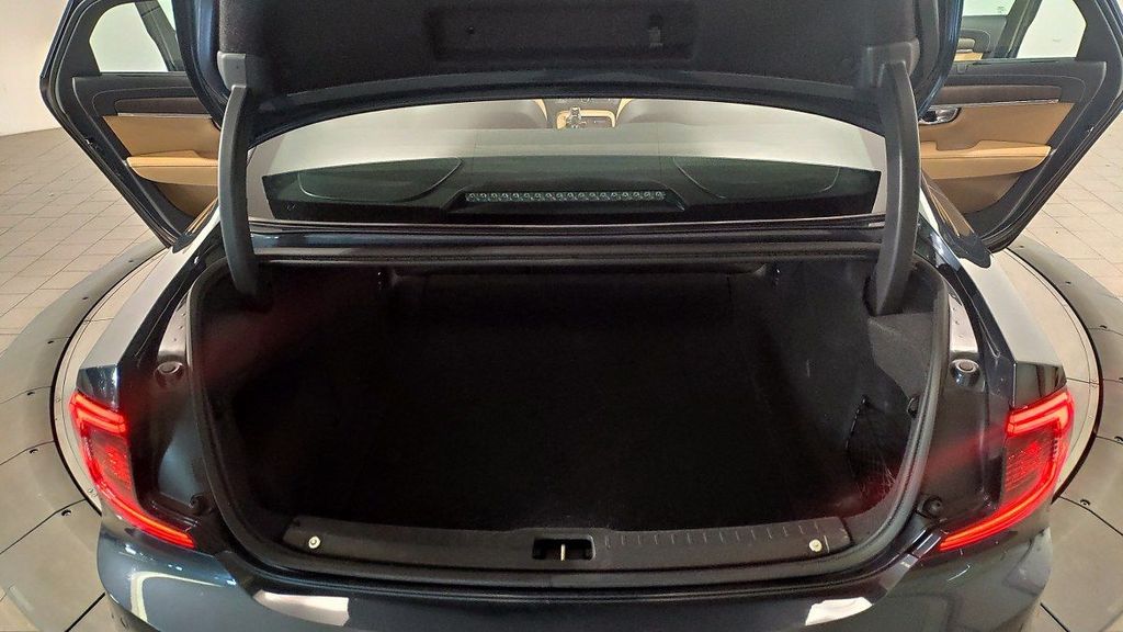 Volvo S90 2021