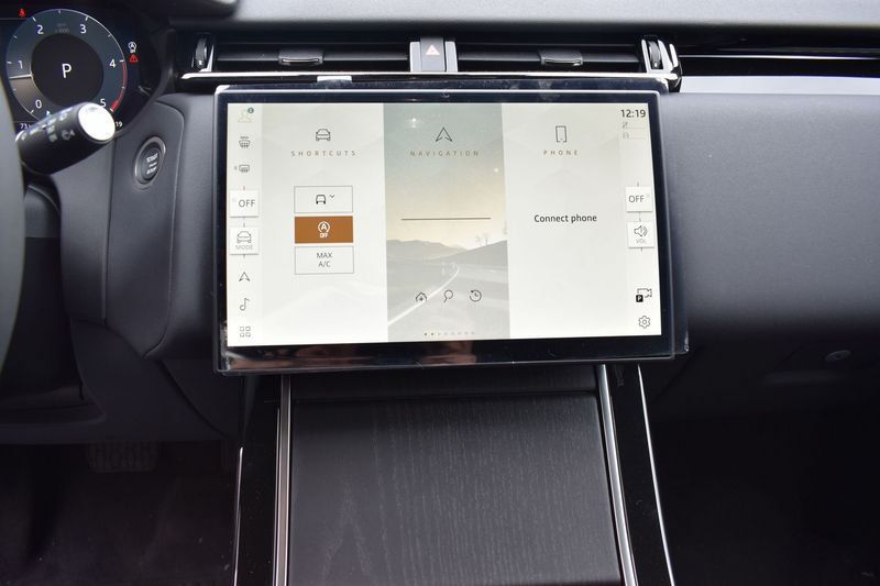 Land Rover Range Rover Velar 2025