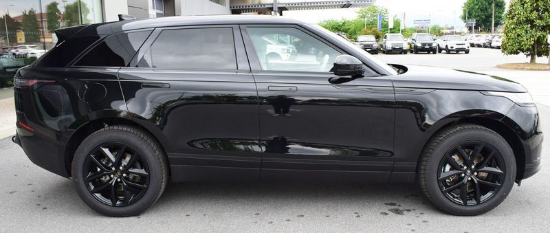 Land Rover Range Rover Velar 2025