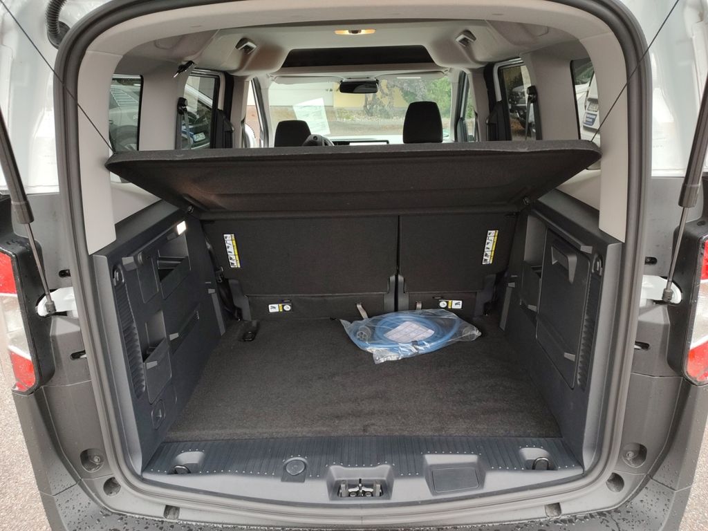 Ford Tourneo Courier 2025