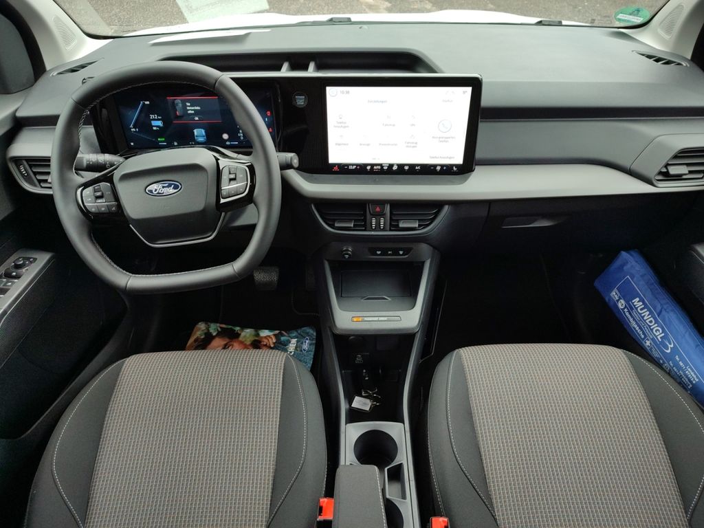 Ford Tourneo Courier 2025