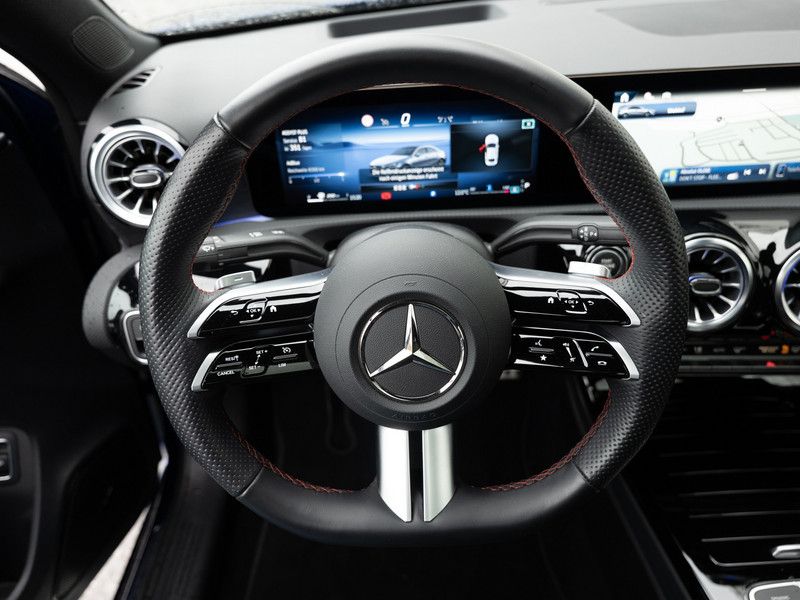 Mercedes-Benz A 220 2024