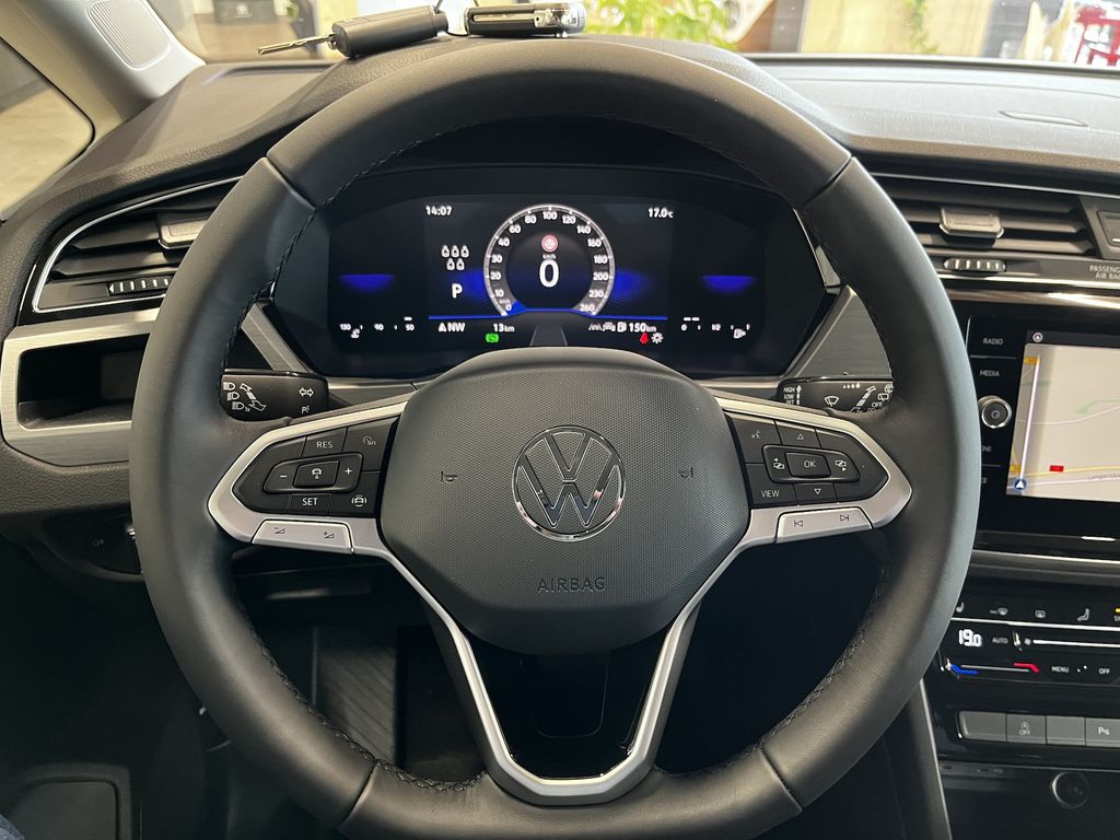 Volkswagen Touran 2025