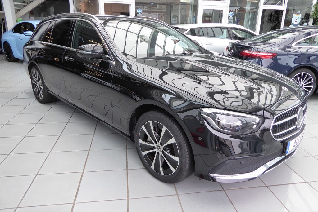 Mercedes-Benz E 300 2022