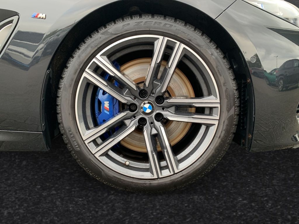 BMW M850 2022