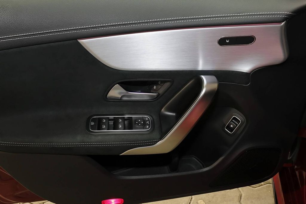 Mercedes-Benz CLA 250 2021