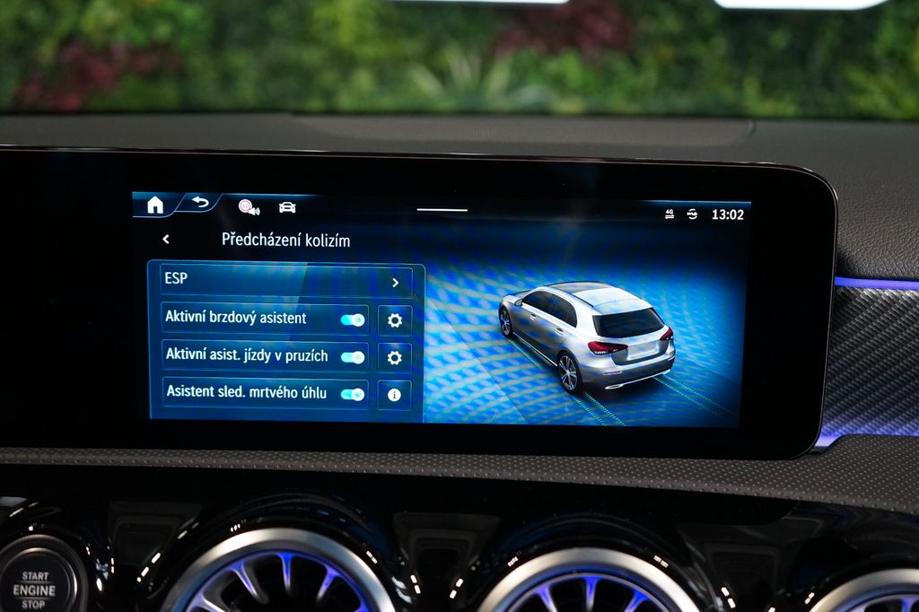 Mercedes-Benz A 200 2024