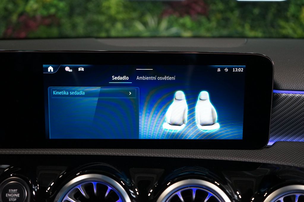 Mercedes-Benz A 200 2024