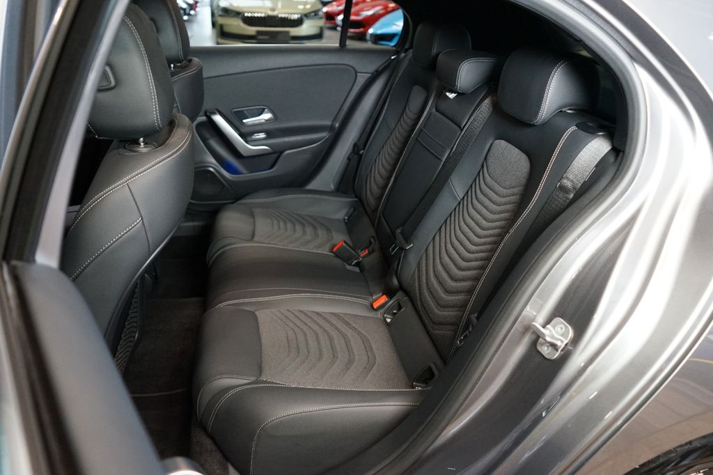 Mercedes-Benz A 200 2024